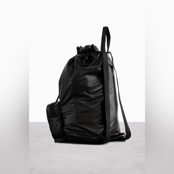 BEIS The Expandable Pouch in Black main image 7